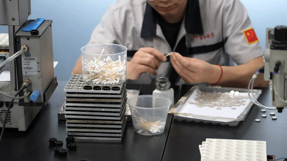 壓電陶瓷系列產(chǎn)品在精密制造與半導(dǎo)體工業(yè)的應(yīng)用